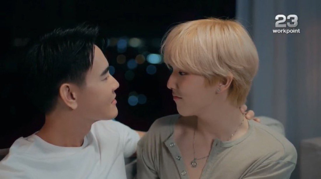 ginheart_'s tweet photo. หมาแก่กับหมาเด็กน่ารักวุ้ยยยย ✨

MYSTERIOUS SOUNDS EP2

#OopsSeriesEP2 https://t.co/G6B2lnT77m