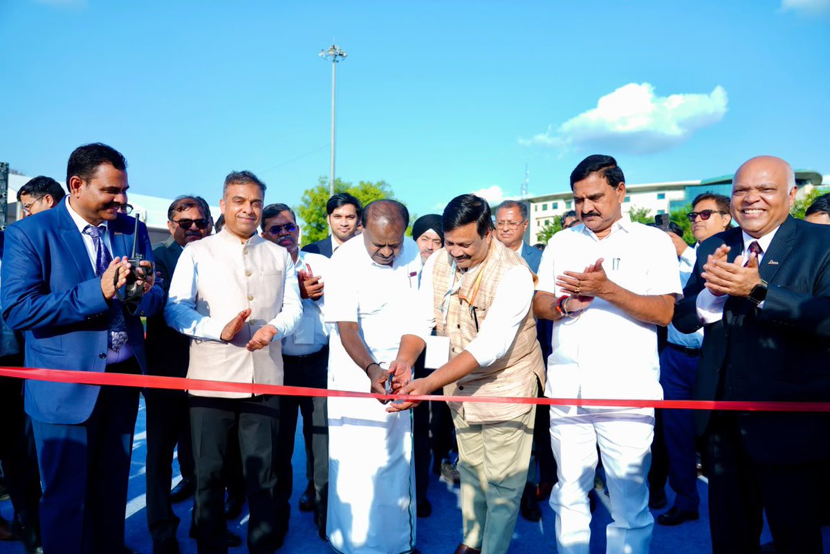 hd_kumaraswamy's tweet photo. 📍 Manesar, Haryana

A significant milestone for India’s agricultural machinery ecosystem. 

Today, I inaugurated ICAT’s indigenously developed 100 kN Load Car and Lift Capacity Testing Facilities for tractor and agri-machinery testing.

With a 230 kW Eddy-Current Dynamometer, up to 100 kN drawbar pull and advanced load simulation capabilities, this facility will enable accurate, repeatable and efficient tractor performance testing.

Under Hon’ble PM Shri @narendramodi avaru’s vision of an Atmanirbhar Bharat, the @MHI_GoI is building indigenous technological capabilities that strengthen machinery development and ultimately benefit our farmers.

@icat_in @arai_india @Natrax_IND @GARC_India @siamindia @ACMAIndia

#ICAT20 #MinistryOfHeavyIndustries #AgriTech #MakeInIndia #AtmanirbharBharat #FarmersFirst