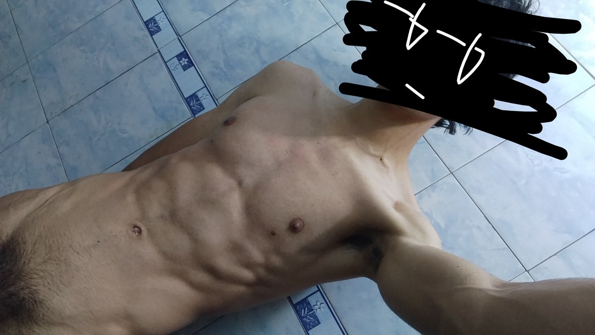NullNumber0's tweet photo. I'm so hot, wonder if he think so https://t.co/jAyUwLUxjQ