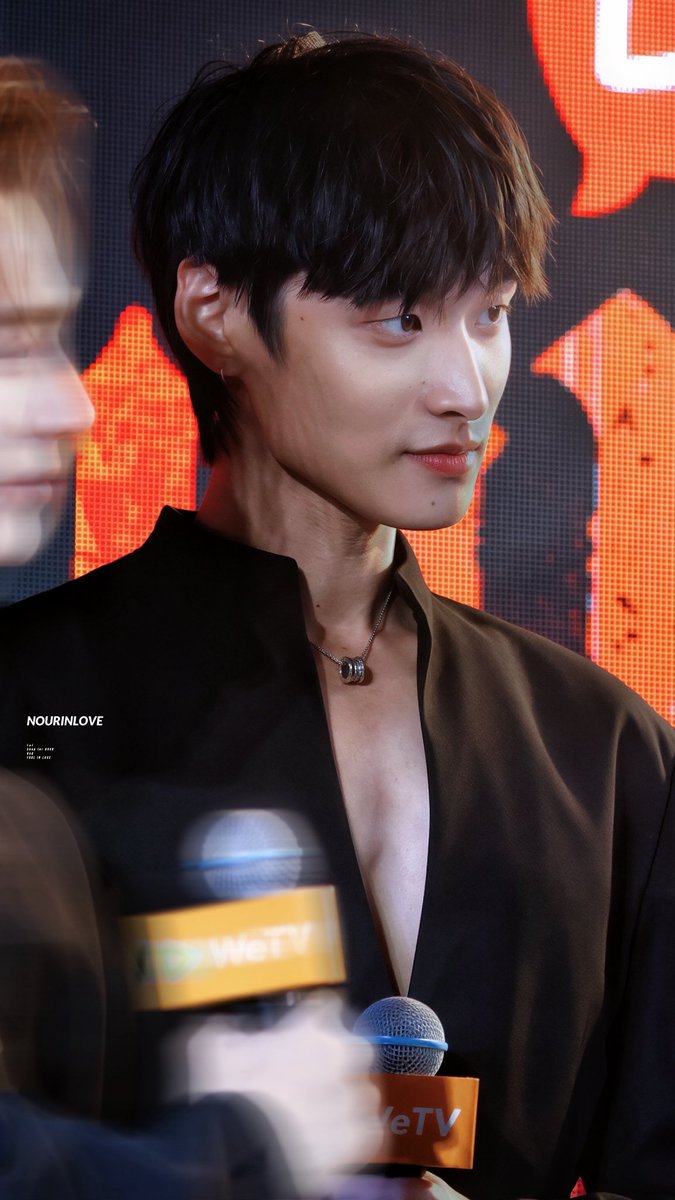 NOURINLOVE_'s tweet photo. 23092026 : @Bossptk 

เรื่องหน้าขอบทหล่อรวยมีอำนาจล้นฟ้าให้ลูกนี่หน่อยค่ะ ขอแบบแดงกับคนทั้งโลกแต่เขียวกับเธอคนเดียว

The Rainbow of Fate

#NourTheSeriesEp7
#bossirr https://t.co/rTTJfXXglh