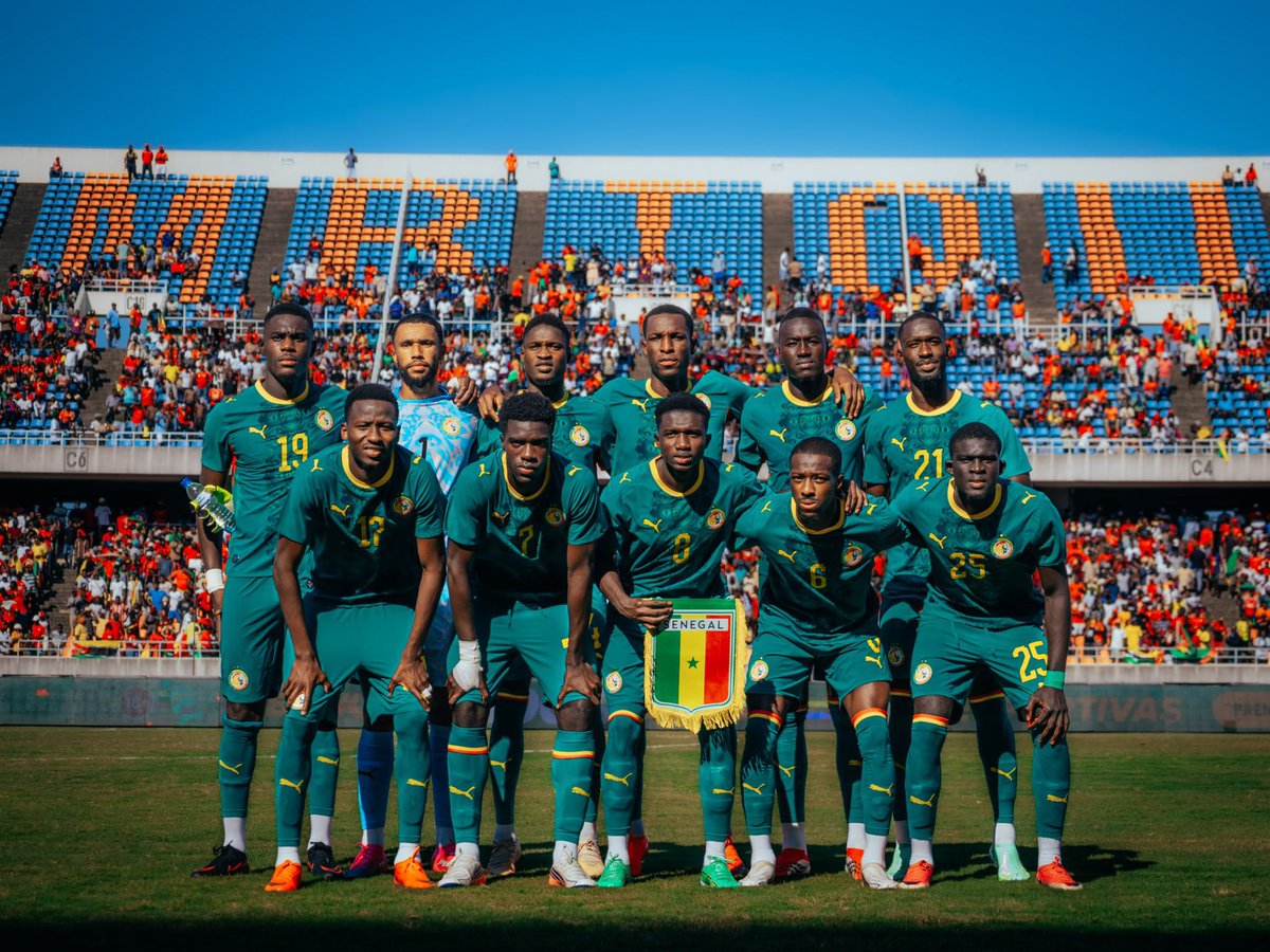 ActuFoot_'s tweet photo. 🚨 LE SÉNÉGAL 🇸🇳 DE PATRICK VIEIRA EST TENU EN ÉCHEC PAR LE MOZAMBIQUE 🇲🇿 dans ce premier match de qualification à la CAN ! 🤝

Nicolas Jackson avait ouvert le score pour les Sénégalais. ⚽️ 

📸 @GaindeYi https://t.co/lvtTaYrtic