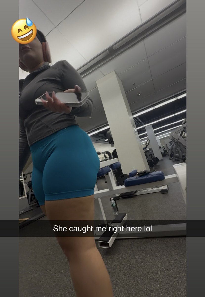 goonforkristen's tweet photo. Oops…she liked it though

Need to eat a fat ass like this https://t.co/xzO6wyUf9J