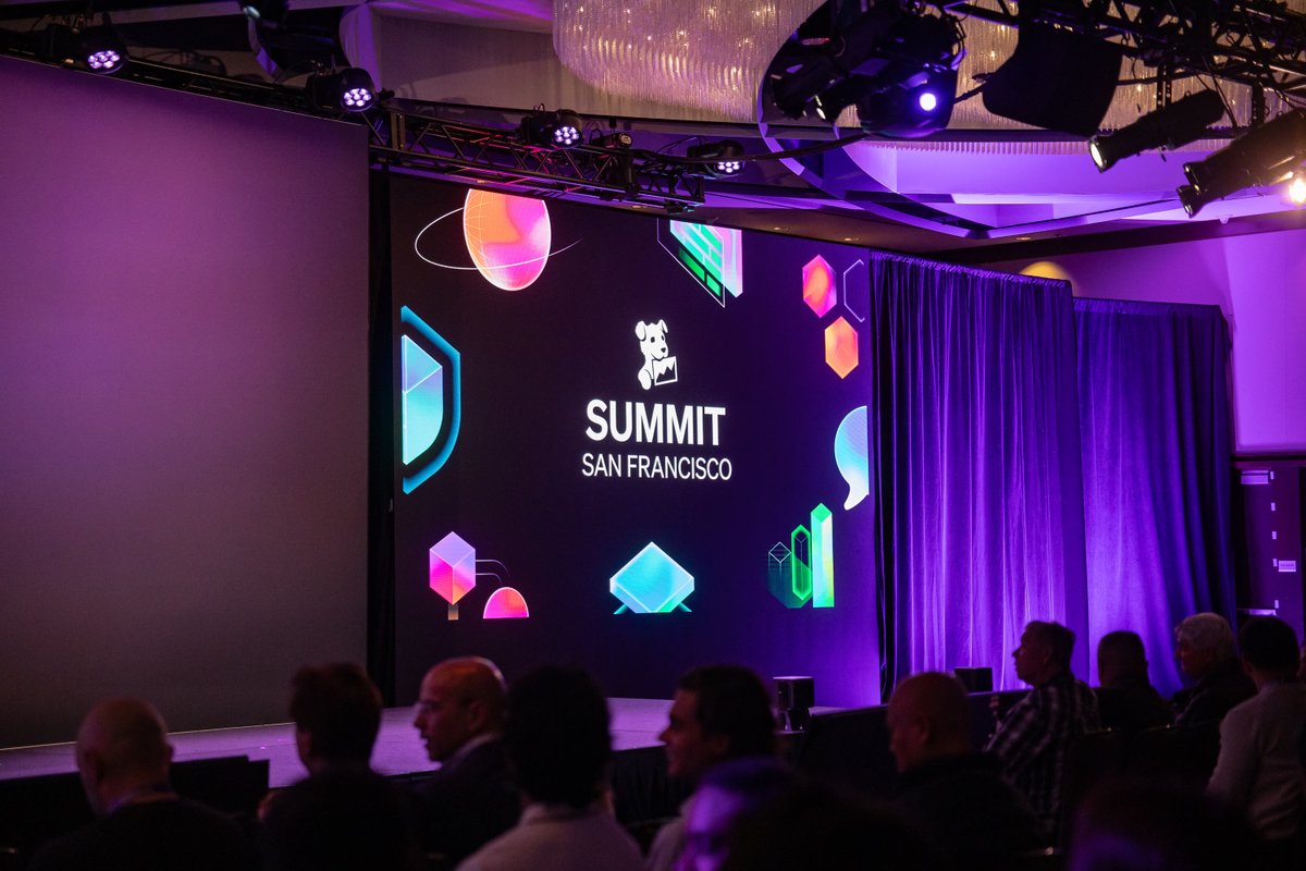 epnacusa's tweet photo. Data Dog Summit San Francisco  📸 From keynote sessions to networking on the floor, here is a look behind the lens at an incredible event. 
.
.
.
#DatadogSummit #Datadog #SanFrancisco #EventPhotography #CorporateEvents #ConferencePhotography https://t.co/V1xaCqvPEy