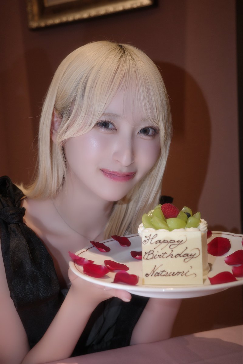 kawanagonatsumi's tweet photo. *.𝜗𝜚. Happy  birthday to me .ꪆৎ.* https://t.co/b23THwUS16