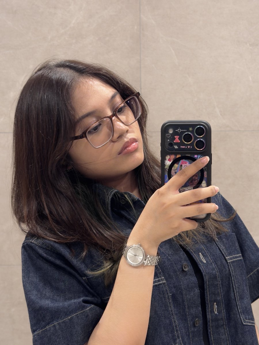 wijuzzn's tweet photo. take me to your heart💙~

#LUNÉselcaday #lsd #LUNÉjidoriday #andTEAM_EJ #andTEAM_EUIJOO #의주 #변의주 #ウィジュ #EUIJOO #EJ #andTEAM @andTEAM_members https://t.co/QqX3487BJT