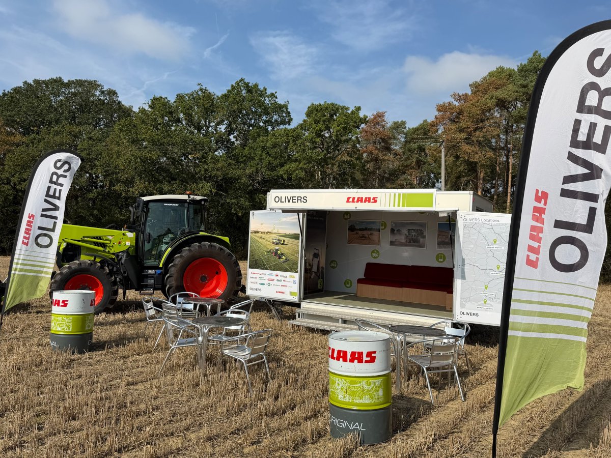 oliveragri's tweet photo. OLIVERS Petworth will be supporting the Petworth tomorrow at Drungewick Hill Farm, Loxwood, Billingshurst, West Sussex. 
Our team look forward to welcoming you for a catch-up! https://t.co/j6ZOLgQi28