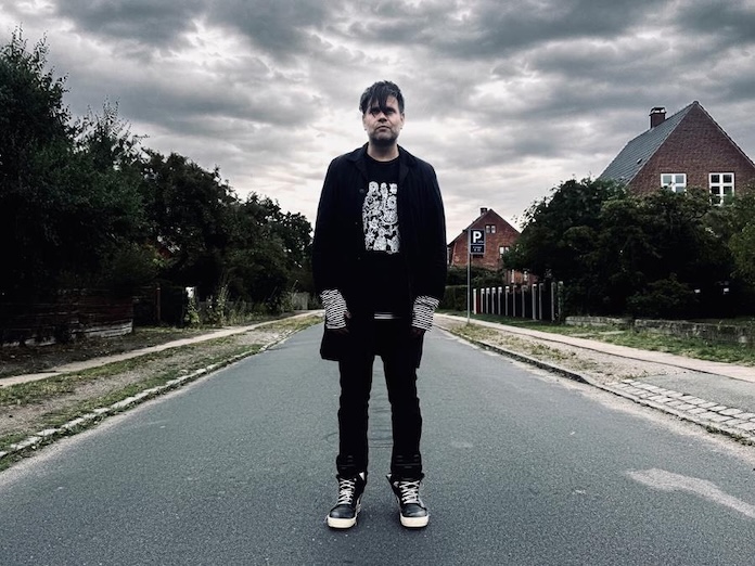 Under_Radar_Mag's tweet photo. Danish electronic producer Trentemøller (aka Anders Trentemøller) is releasing a new self-titled album on November 13. Now he has shared its second single, “Swerve,” which features the guest vocals of Hong Kong-born, Vienna-based singer Sakura. 

https://t.co/LMXE4aRbBV https://t.co/qqjx5GbDPg
