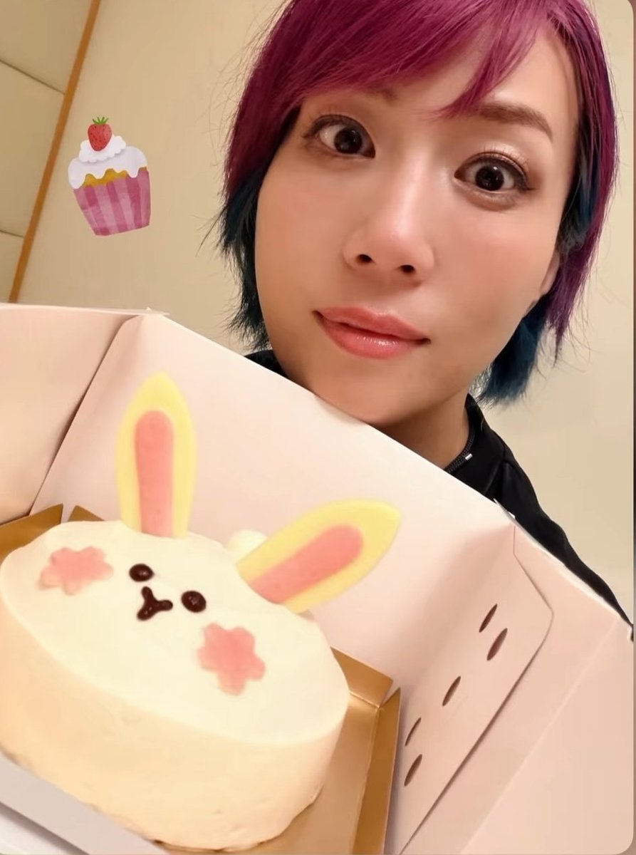Utsukushii_Han's tweet photo. Happy birthday to the undisputed Legend everyone's Empress of Tommorow Asuka she truly changed the wrestling scene worldwide and continues moving the needle Happy birthday Asuka may the world bless you and let it rain heavy with success your way your Empire Supports you @WWEAsuka https://t.co/Us77mQg58a