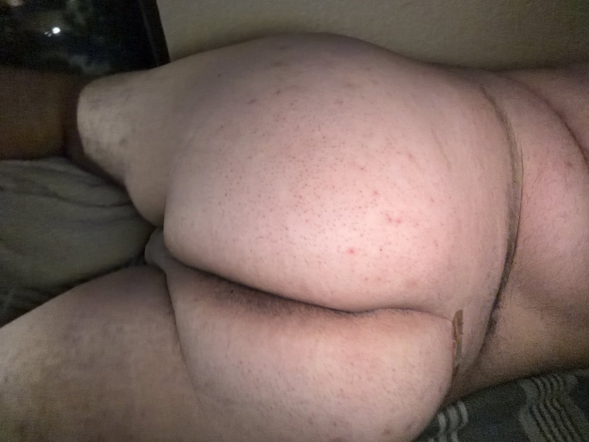 bulgesniffer101's tweet photo. hii 20 chub here :3
#mlm #gooner #chub #dl #bear #nsfw https://t.co/7sEfvW6dFu