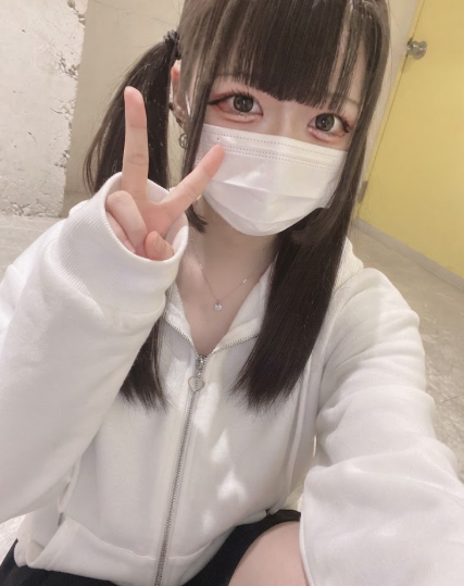 eleaw57575679's tweet photo. わーい！
土日だよ？
うれしいなーーー！
よかったらDMしてね！
＃大阪 https://t.co/5K70qfFkpf