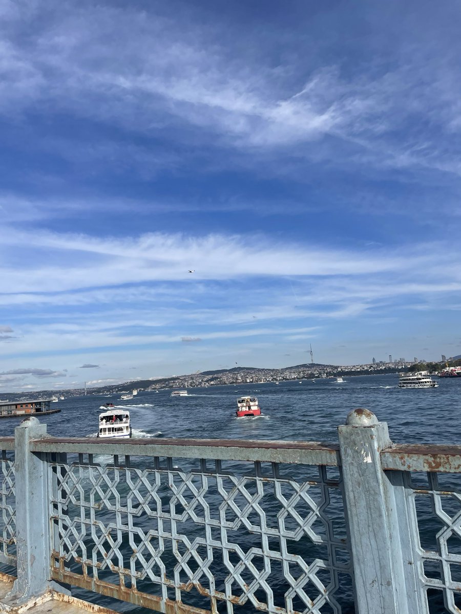 dzeynepb's tweet photo. Manzaram ve şarkım başka şehirde yaşayamam.. https://t.co/BkwcSNjNSQ