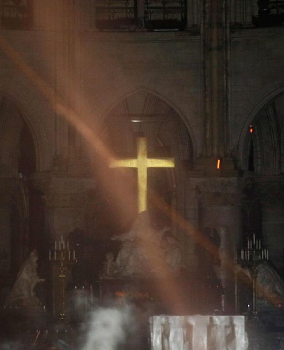 jon_delorraine's tweet photo. Gloire à Dieu. ✝️ https://t.co/dC6JnFyiJd