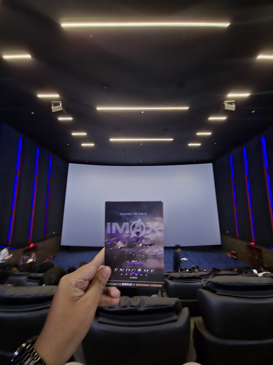 rohcine_70mm's tweet photo. #Avengersendgameencore Day

I was a kid when Endgame was released, so I wasn't able to watch it on the big screen, but now it is a great experience. I am a big fan of @CinemasBroadway's IMAX screen, amazing picture quality, and sound experience.

Just BANG BANG BANG 🔥💥 https://t.co/6BytQYyms2