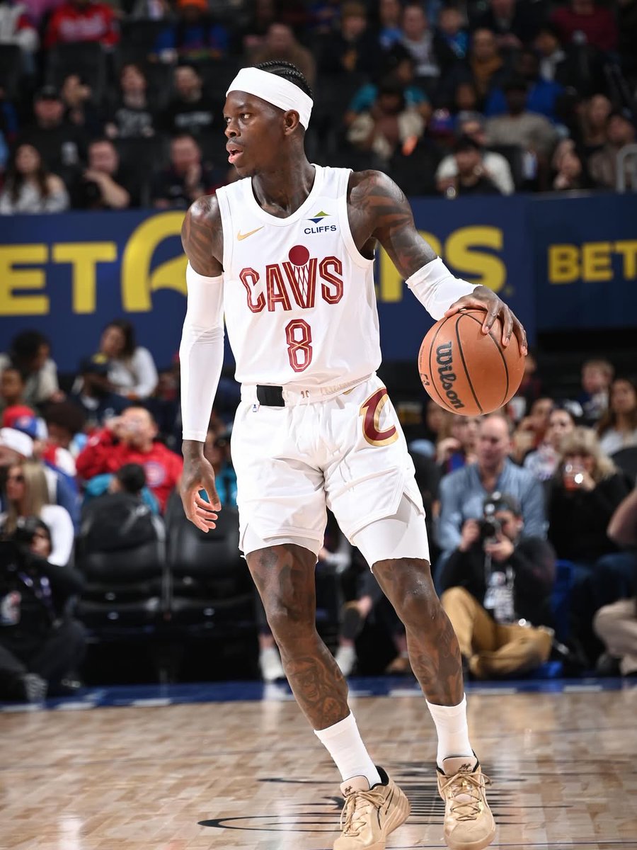 matematicozinho's tweet photo. GOT A HARD ONE TONIGHT AGAINST THE TOP NBA TEAM. I’LL BE TAKING THIS ONE 🤦🏿‍♂️😔😒 https://t.co/fyaCmJ3NDA