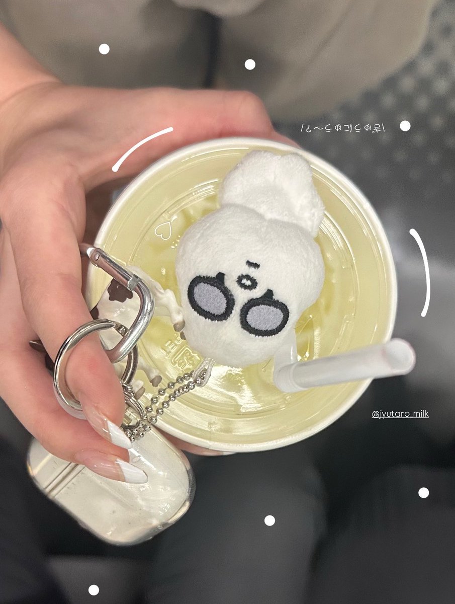 seira_jyu_milk's tweet photo. 渋谷、どこ行ってもM!LKいて曲流れてて幸せ空間すぎた、😣🫶🏻

#MILK #LOVEENGINE https://t.co/g3GTSvzuZA