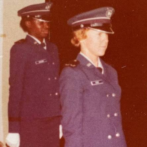 Ford_Library's tweet photo. As a graduate of the first class to include women at the U.S. Air Force Academy, Kornahrens will share her experience followed by a book signing of “Bring Me Men…” Brought Women: Marching with the First Female Cadets at the U.S. Air Force Academy. More ▶️https://t.co/jjul8UwpaD https://t.co/fLPHfJNtdT