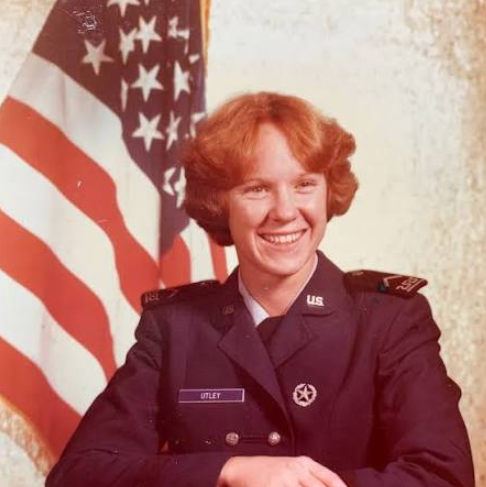 Ford_Library's tweet photo. As a graduate of the first class to include women at the U.S. Air Force Academy, Kornahrens will share her experience followed by a book signing of “Bring Me Men…” Brought Women: Marching with the First Female Cadets at the U.S. Air Force Academy. More ▶️https://t.co/jjul8UwpaD https://t.co/fLPHfJNtdT