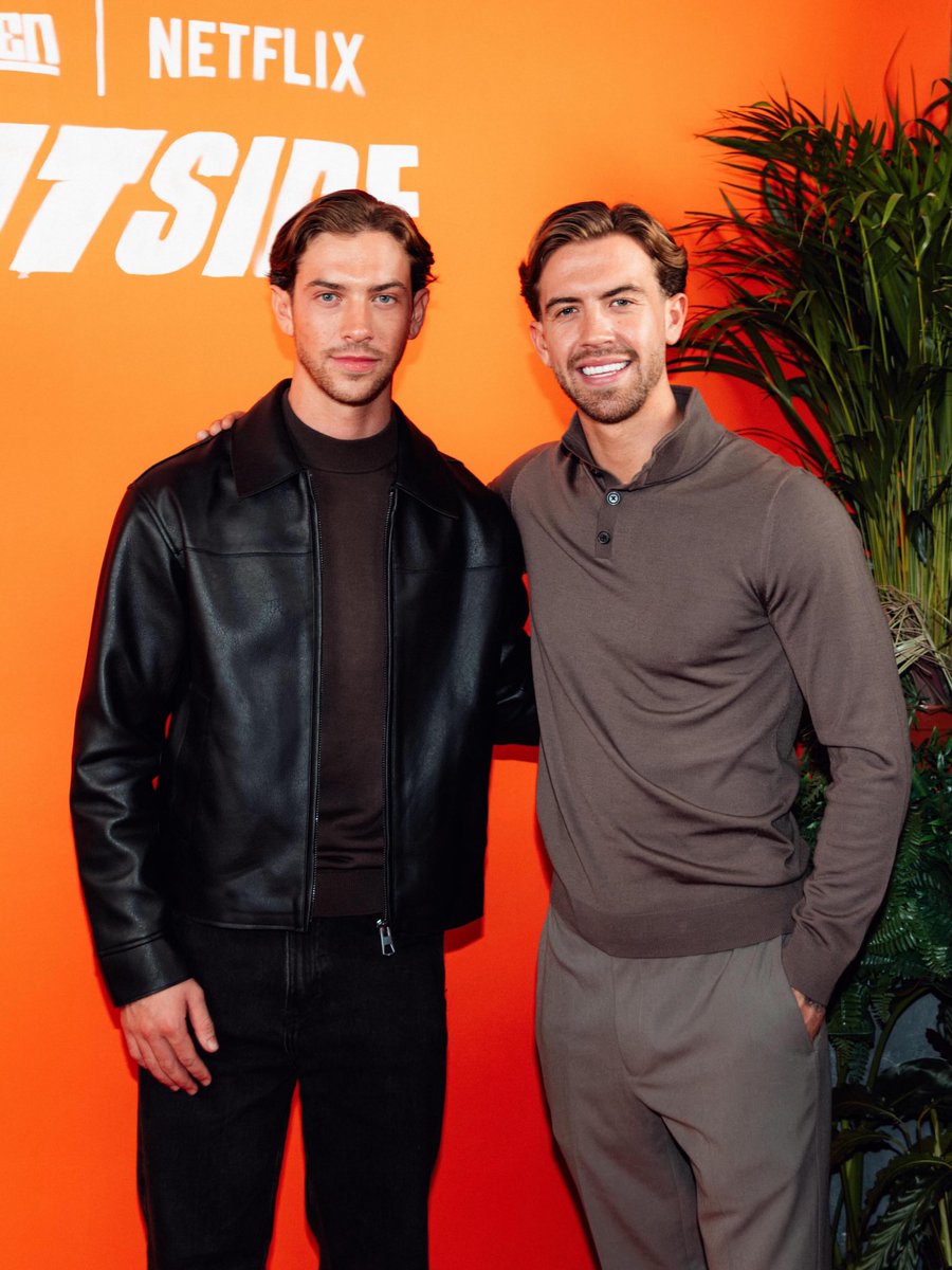 zzzee_9's tweet photo. My guy ❤️🤝

#loveislanduk https://t.co/xCzQJ317xP