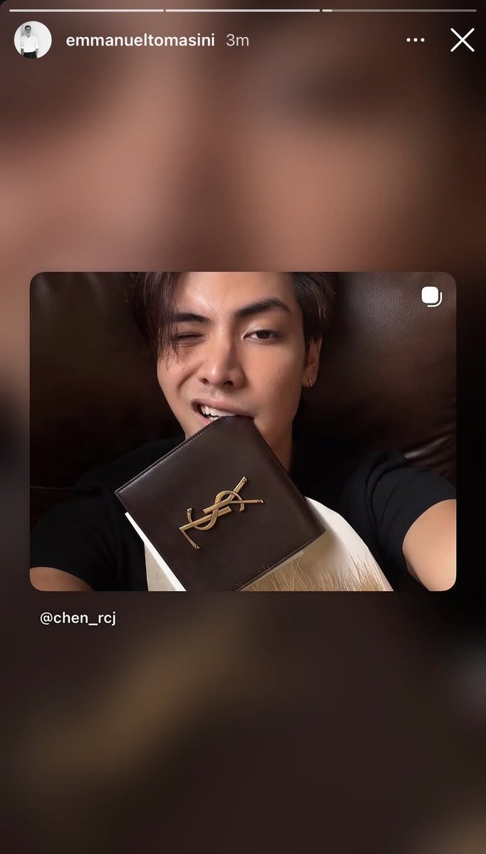 snflwrpixie's tweet photo. Emmanuel Tomasini (worldwide VIP and influencer director of YSL) upload joong’s lastest post on his instagram story🖤

#YSL #SaintLaurent 
#JoongArchen https://t.co/kSNES0lm5u