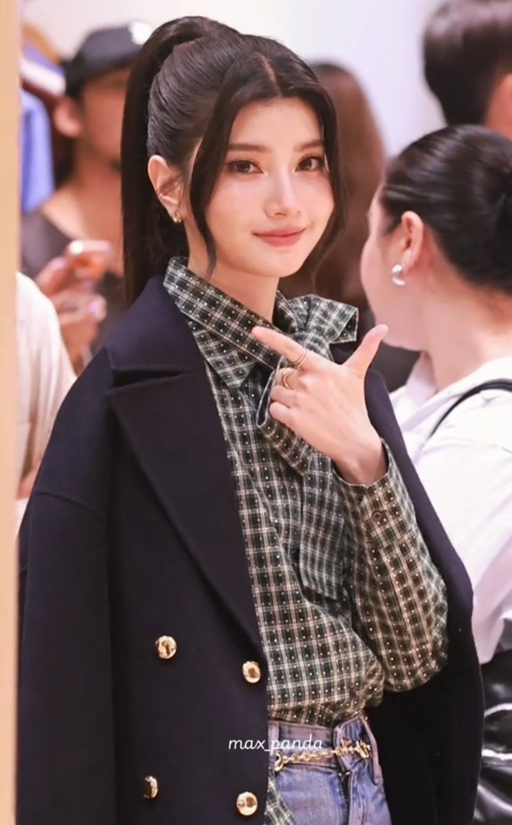 Ne61812Neeb's tweet photo. ง้ยๆๆพี่เบิ้ลหล่อมากก้าบบ🥰😊🩷♥️
MABLE AT MAJE STORE OPENING
#MajeParisXMable
#Mable_Siriwalee
#MajeTH
#MajeParis https://t.co/EJSKHVNM1y
