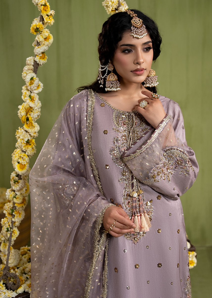 Dream_Fashions's tweet photo. Soft lilac formals for festive evenings ✨
Lilac PRET | ZQ-2610 — ₨ 11,100
https://t.co/cgUaS44yTm
#DreamFashions #PakistaniSuits #FormalSuits #PretWear #ReadyToWear #EmbroideredSuits #PartyWear #WeddingGuestOutfit #LuxuryPret #WomenFashionPakistan #KarachiFashion #OnlineShoppingPakistan