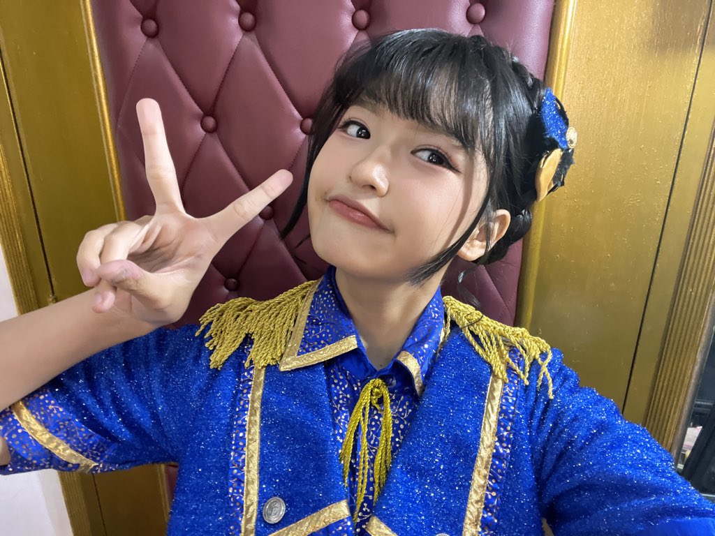 Elin_JKT48's tweet photo. MAKASIII BANYAK YA BUAT SHOW RAMUNE HARII INII ❤️❤️ // with @N_IntanJKT48 @JE_JemimaJKT48 &amp; @Gracie_JKT48 https://t.co/82591zLVA6
