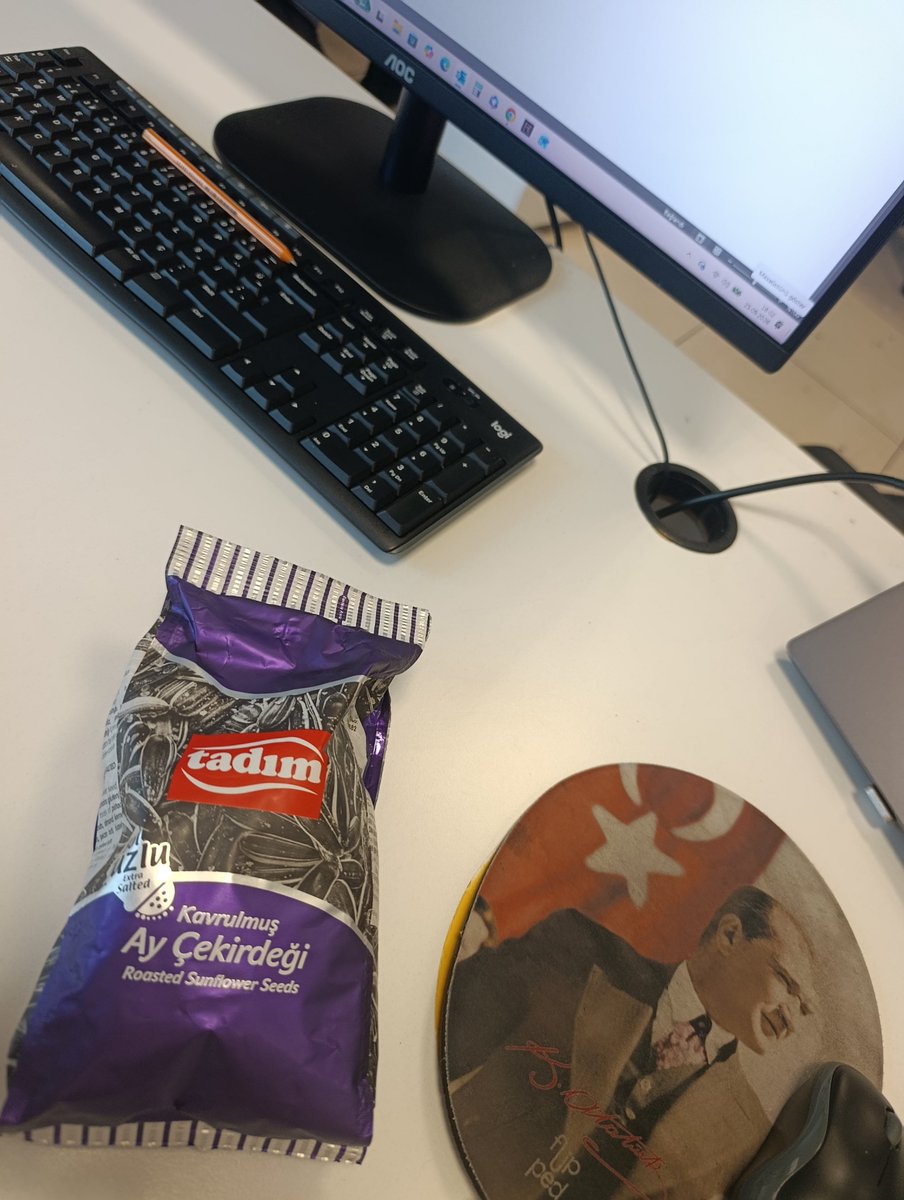 Erdo_Cy's tweet photo. Ne yapıyorsun diyenlere görselle cevap verme devri: Yoğun çalışıyorum☺️ https://t.co/CBAKG8nGQA