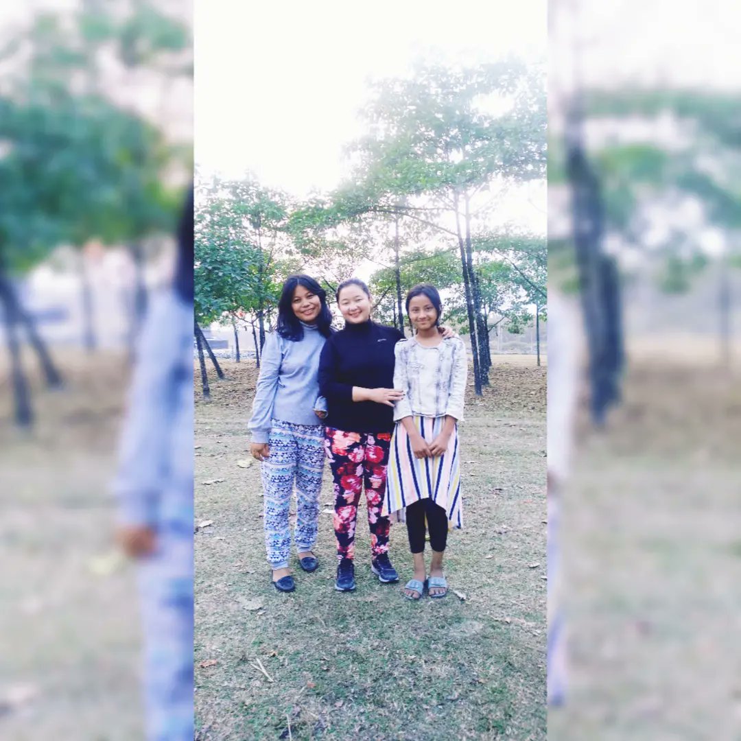 AnneRoyalswek's tweet photo. With @nimah_lamah https://t.co/R3tk4hjjeV