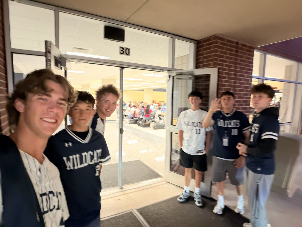 TMHSBaseball's tweet photo. The STANDARD https://t.co/n6oYvBjOkD