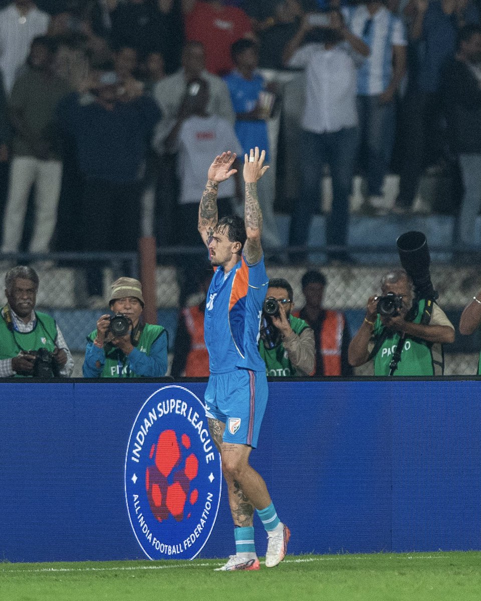 IndianFootball's tweet photo. 𝐑𝐘𝐀𝐍 𝐃𝐀𝐋𝐄 𝐖𝐈𝐋𝐋𝐈𝐀𝐌𝐒. 𝐈𝐍 𝐁𝐄𝐍𝐆𝐀𝐋𝐔𝐑𝐔. https://t.co/7SOtUSLB6a
