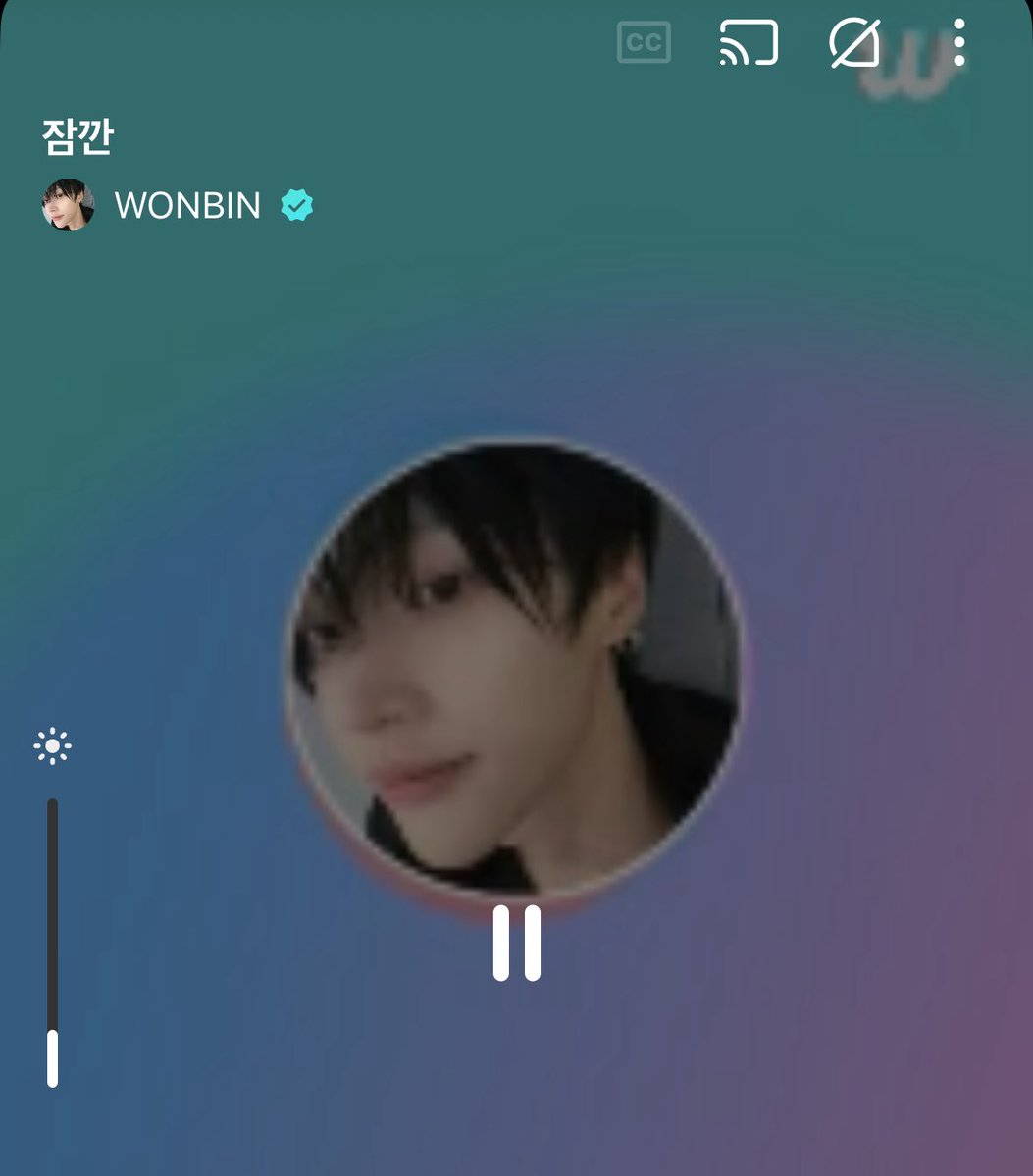 1bin20020302's tweet photo. 밥먹는대 https://t.co/fqaQRueror