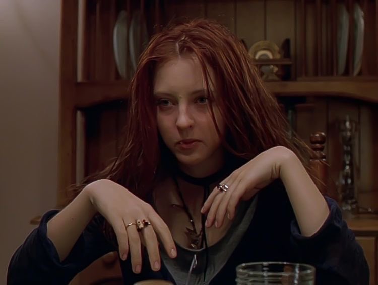 docenevoa's tweet photo. katharine isabelle in ginger snaps (2000) https://t.co/hZvWbv8vFL