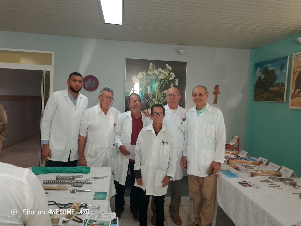 AliciaS394's tweet photo. Más de 24,800 colaboradores cubanos trabajan hoy en 56 países. Eso no es una amenaza: es humanismo.#CubaSalva https://t.co/2FCn0lVohM