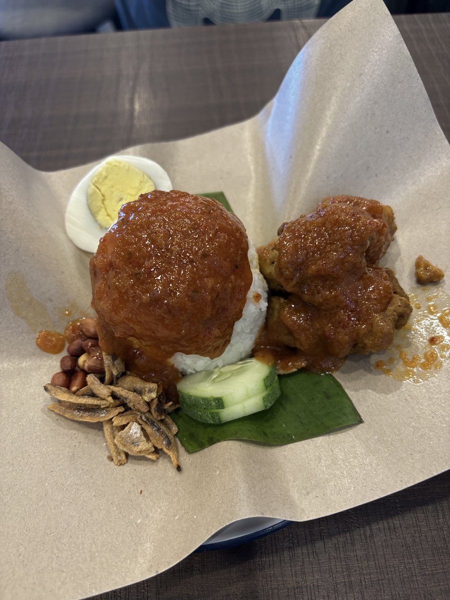 catniptf2's tweet photo. I’m addicted to the sambal and rice bro….. #addictions #rehab https://t.co/rw2qHJpxAE