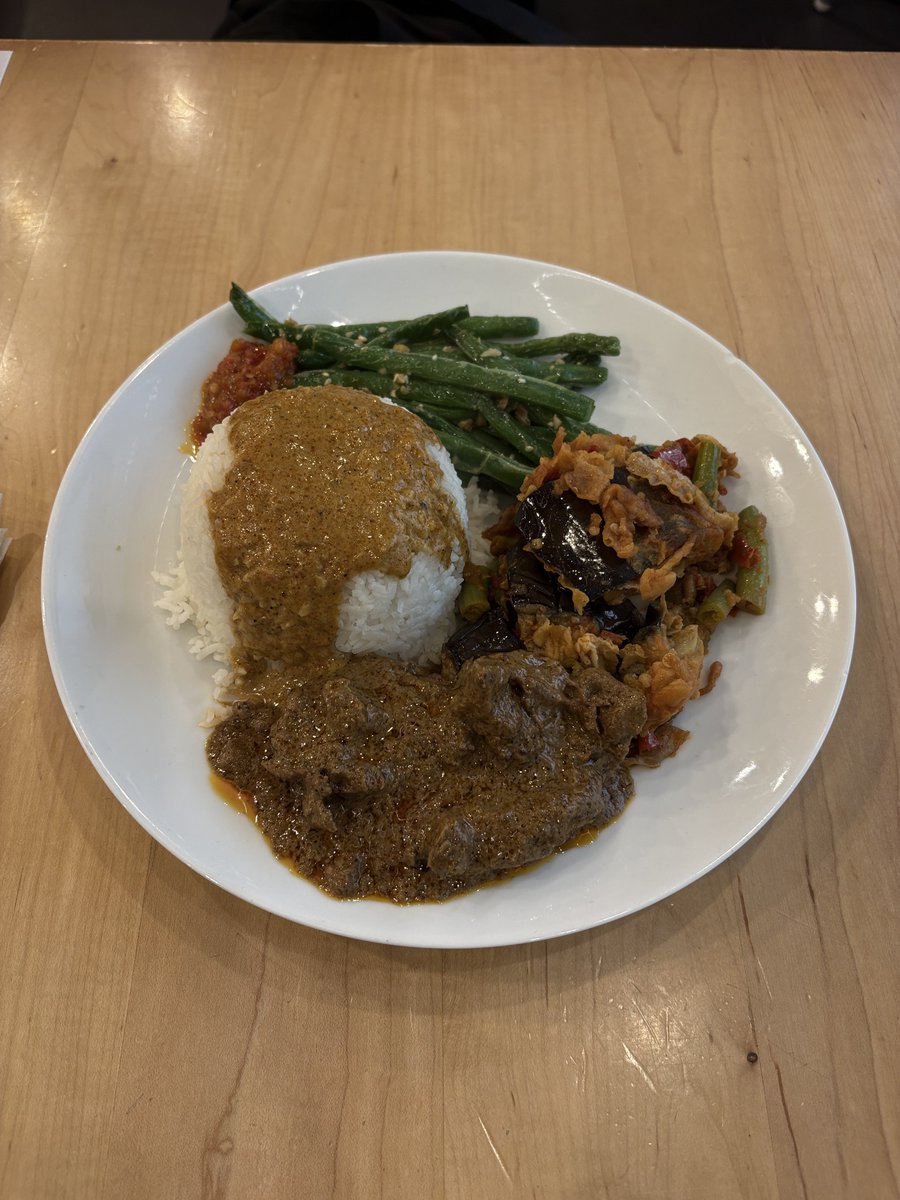 catniptf2's tweet photo. I’m addicted to the sambal and rice bro….. #addictions #rehab https://t.co/rw2qHJpxAE