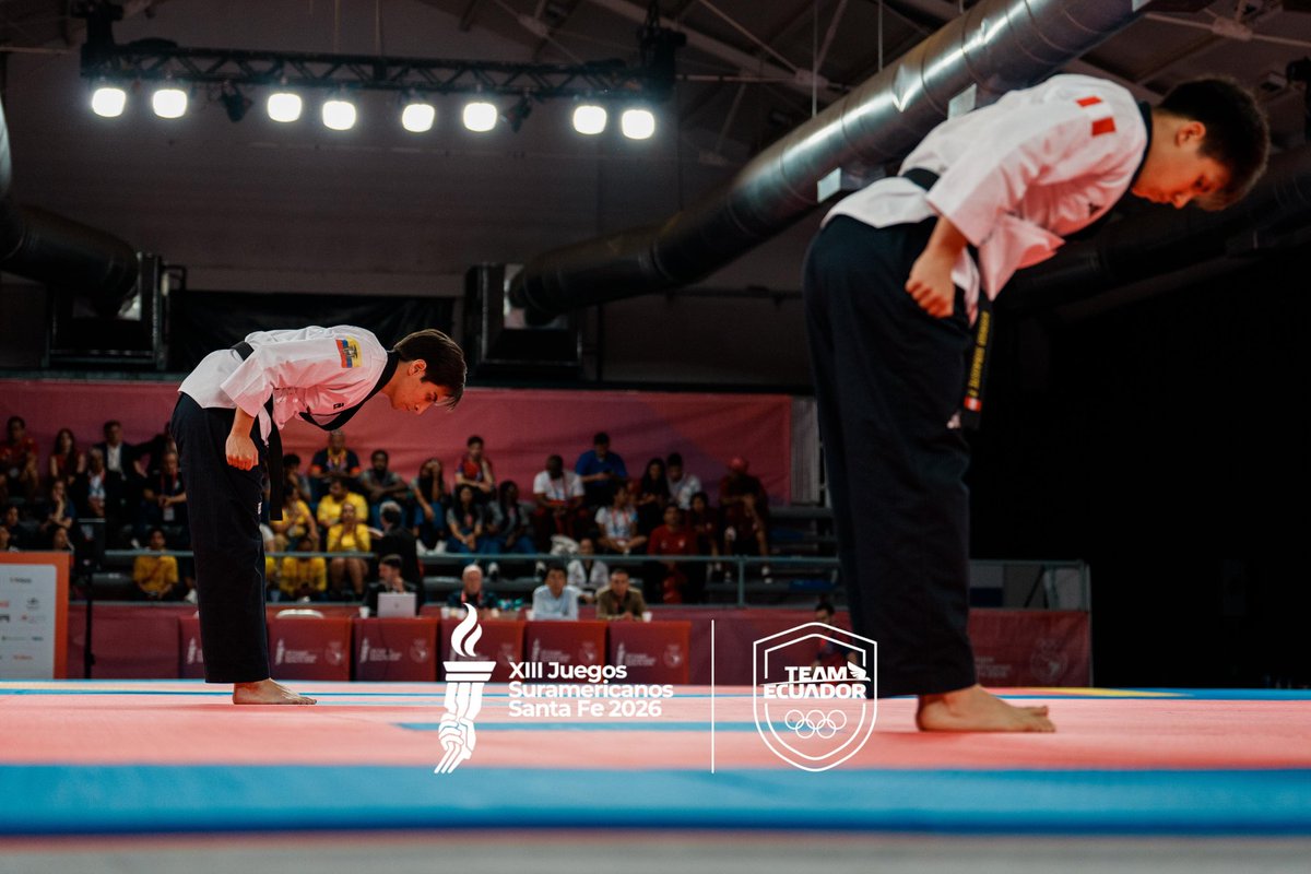 TeamEcuador_Oly's tweet photo. ¡BRONCE SURAMERICANO EN TAEKWONDO POOMSAE! 🇪🇨🥋🥉

Fernando Salgado conquistó la medalla de BRONCE en Poomsae Tradicional Individual Masculino en los Juegos Suramericanos Santa Fe 2026, tras disputar la semifinal frente a Rodrigo Subauste (PER). 💥

#TeamEcuador #SantaFe2026 https://t.co/tAlnfRWBq4