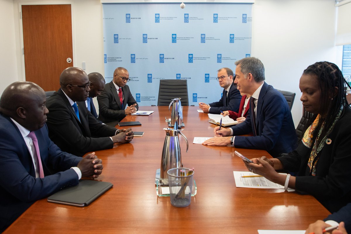 alexanderdecroo's tweet photo. Excellent meeting with Kenya's Principal Secretary of Foreign Affairs, Dr Korir Sing’Oei.

We discussed how we can scale our ambitious youth employment partnership, including https://t.co/esIoRkK54G - which aims to create opportunities for more than 15,000 young people.

#UNGA https://t.co/hmQjfpA44I