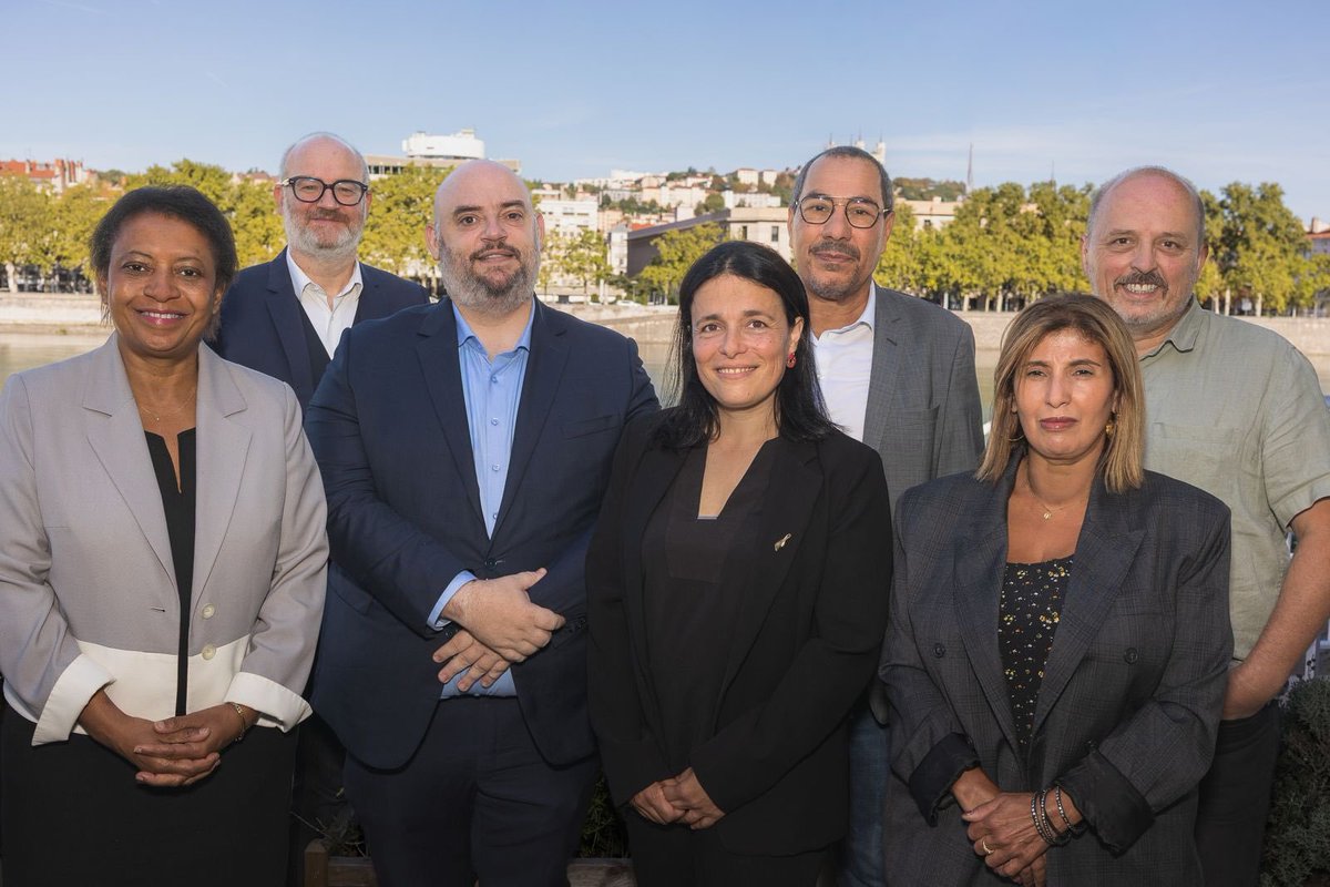 GulsenYil87's tweet photo. ✅Dimanche les grands électeurs du Rhône choisiront leurs représentants au Sénat.
J'apporte mon soutien à la liste d’union #AgirPourLeRhône portée par @tomdoss et @HeleneGeoffroy Notamment Hélène, femme de conviction et d’expérience, saura faire entendre la voix de ce territoire. https://t.co/y9pehjXwmd