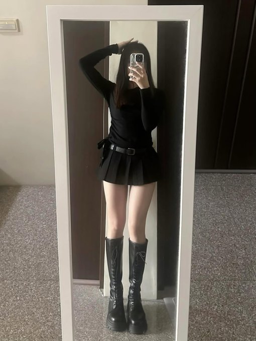 rZcIKto's tweet photo. こんな体型の男の娘だけど大丈夫？ https://t.co/UbyDcTDwf4