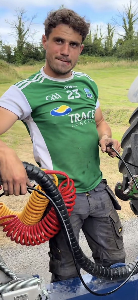 gaa_hot's tweet photo. https://t.co/ckYclzLhKj