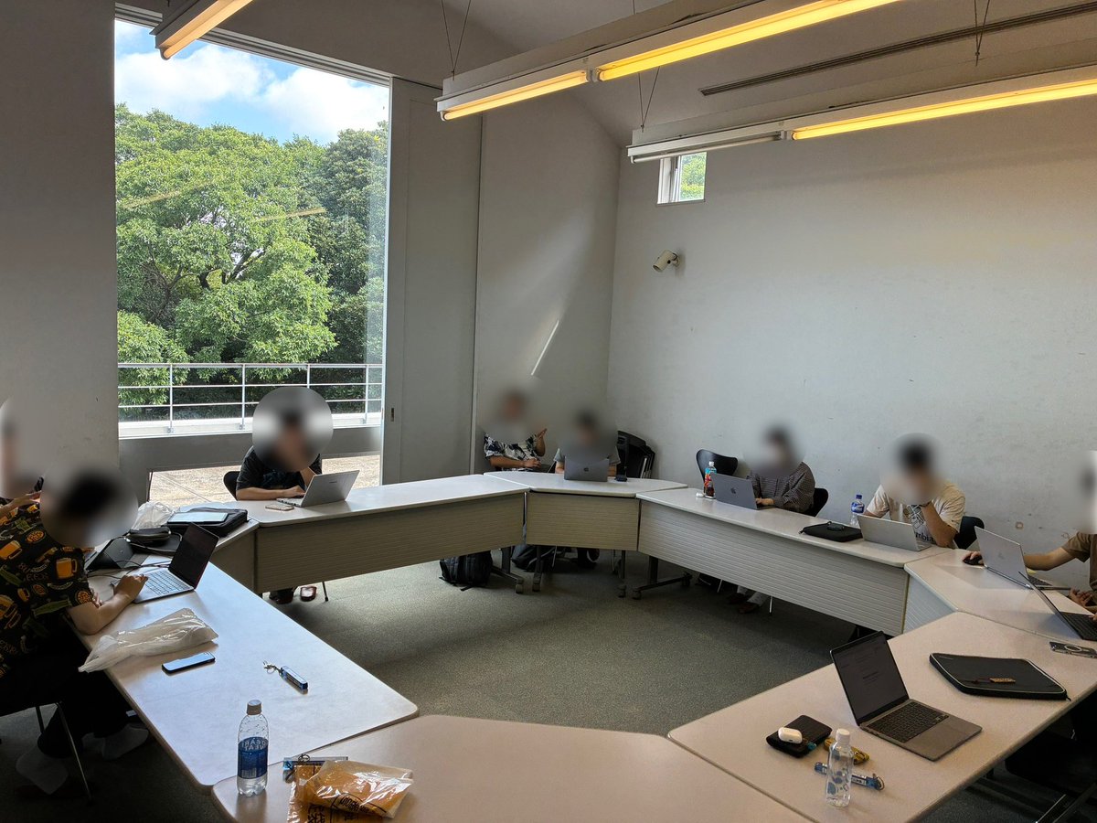 ut_high_edc's tweet photo. 9/24〜25
東京大学検見川セミナーハウスにて2026年夏合宿を行いました。
研究発表のほか、サッカーやBBQも実施。高校に対する見識を深めると同時に、会員同士の親睦も深まった合宿でした。 https://t.co/AVNmUY5NBy