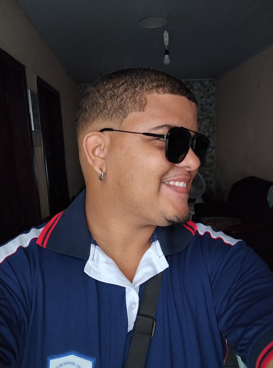 brfullof's tweet photo. eu e minha main https://t.co/Oyv3YY0p7s
