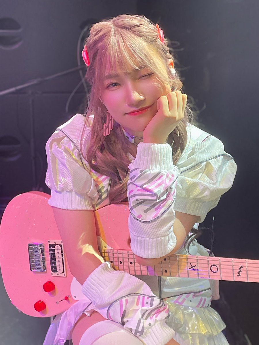 nonoka_yumemita's tweet photo. #ゆめみたフリーライブ_DAY2 

きみの人生はゆめみたの人生の一部になり、ゆめみたの人生はきみの人生の一部になる。

人生を交えてくれてありがとう。🎸

夢限大みゅーたいぷ Gt.宮永ののか https://t.co/W56OyXLZzB