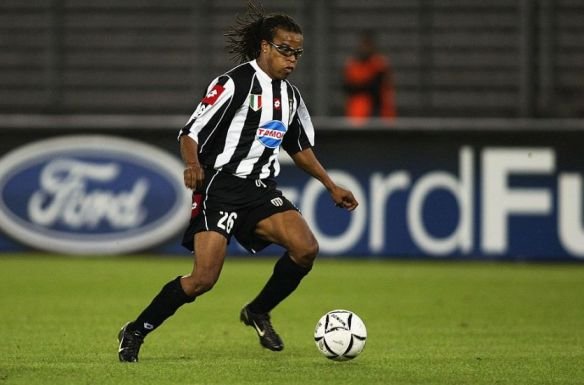antonioj1079's tweet photo. @_UTDIMole Edgar Davids https://t.co/I3JGyexv6y