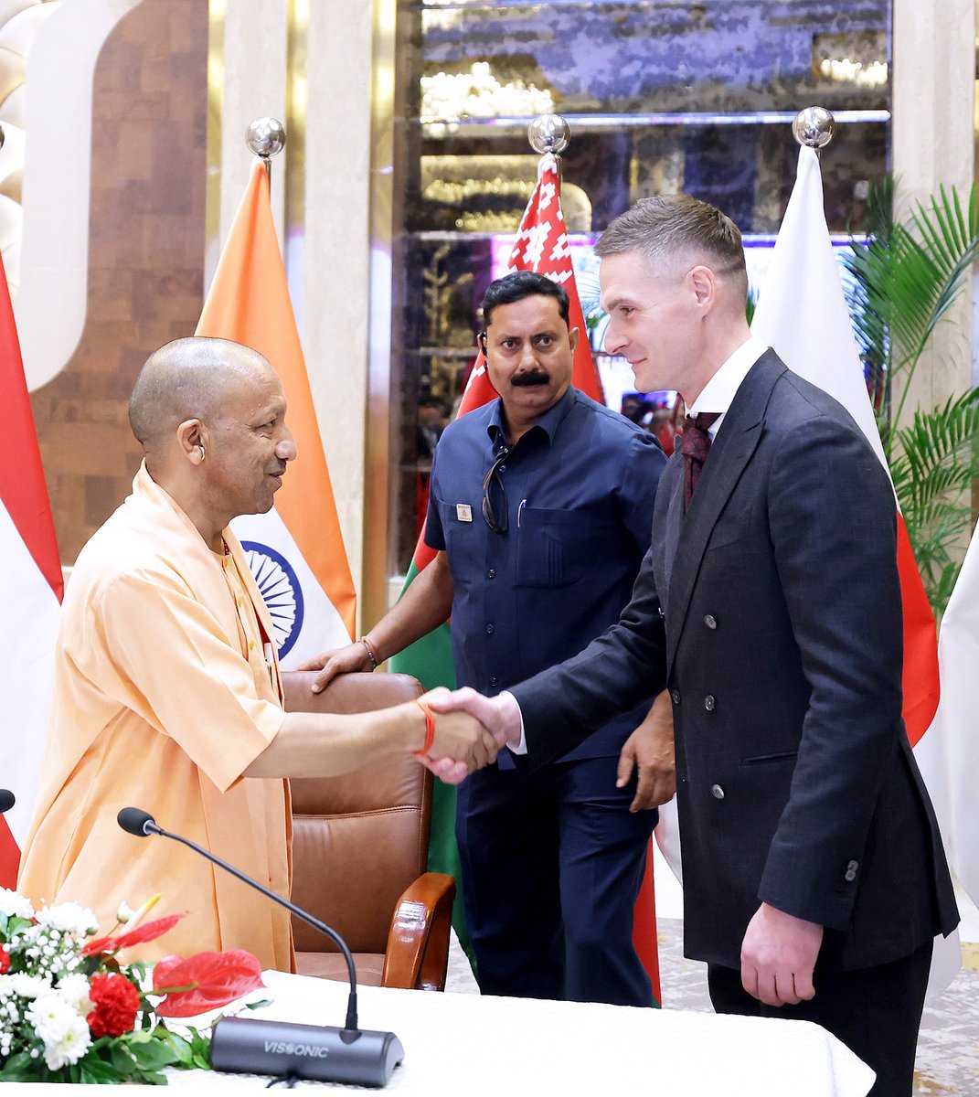 myogiadityanath's tweet photo. Strengthening Uttar Pradesh’s industrial partnerships with global economies is a key focus of our engagement at the UP International Trade Show 4.0.

Met with Mr. Andrey Sobolev, Trade Commissioner of the Russian Federation in India, along with a delegation of Russian businesses.

We explored opportunities for investment and industrial cooperation across metro coaches, railway equipment, heavy engineering, machinery, defence and aerospace components, energy technologies and advanced manufacturing.

The delegation expressed keen interest in fast-tracking Russian investments in Uttar Pradesh, leveraging our robust industrial ecosystem, connectivity and investor-friendly policies.

Uttar Pradesh welcomes Russian enterprises to partner in advancing manufacturing, technology and industrial growth.