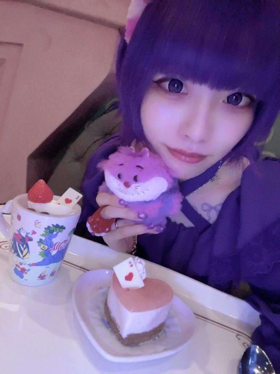 purplewitch222's tweet photo. 🔯💜🐾 https://t.co/A39WA436lU