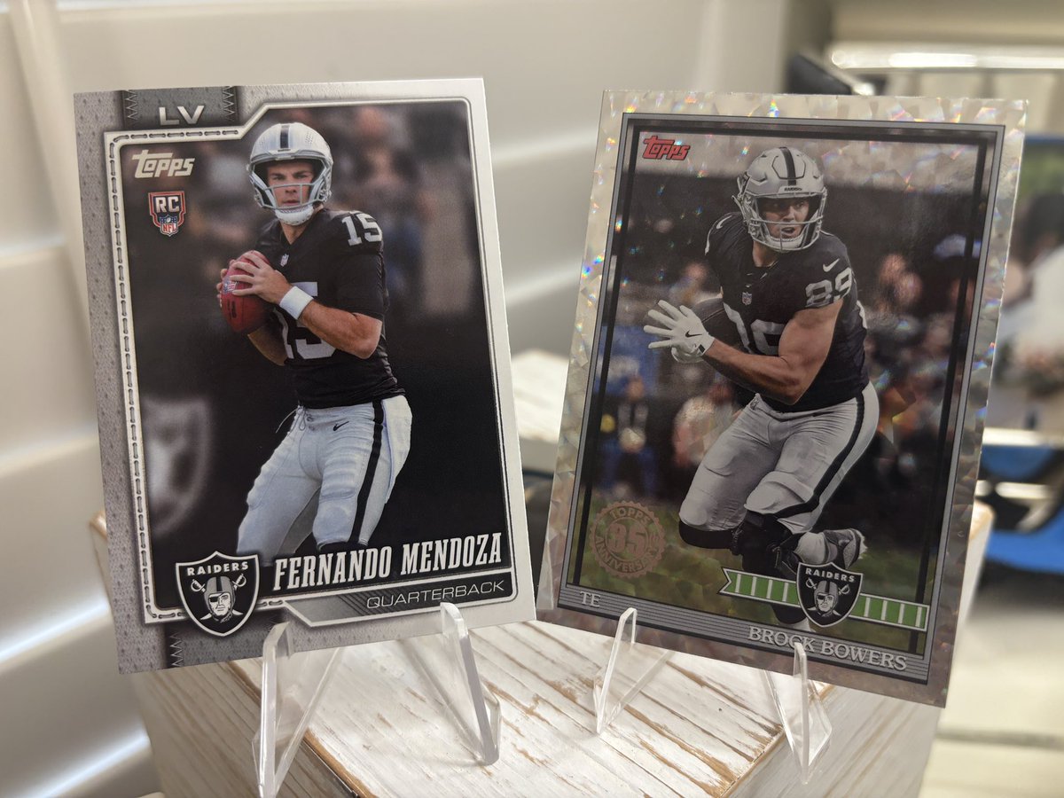 du47222292's tweet photo. Today’s giveaway - Topps Flagship Mendoza and Bowers 
*Repost and Follow to Enter
Raiders playoff bound at 2-0?
Have a great Friday! https://t.co/6z9SLxKqQx