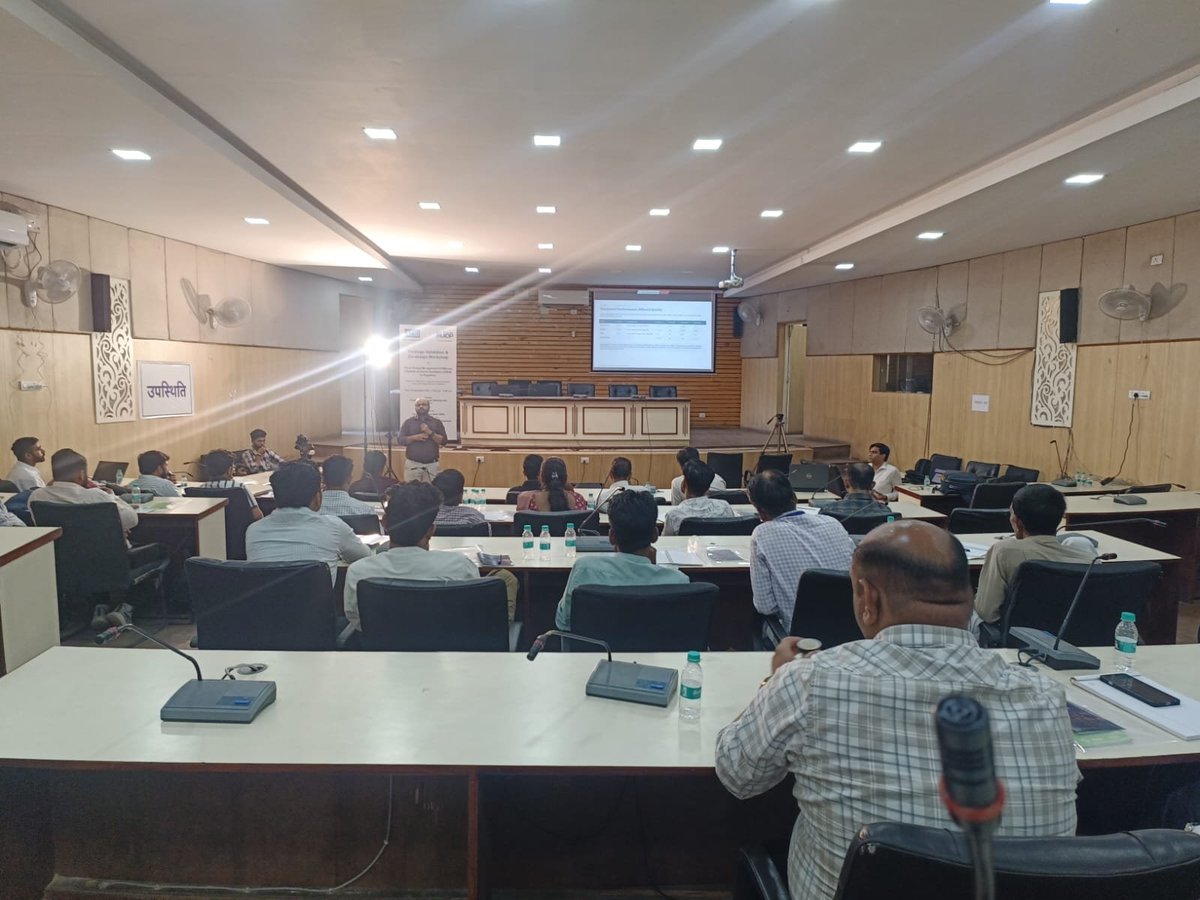 UMCudaipur's tweet photo. 23 सितम्बर 2026 को नगर निगम उदयपुर में ADB सहयोग से FSSM एवं CWIS प्रशिक्षण कार्यशाला आयोजित की गई।
#NagarNigamUdaipur #ADB #FSSM #CWIS #SwachhUdaipur https://t.co/eQNNygAGvP