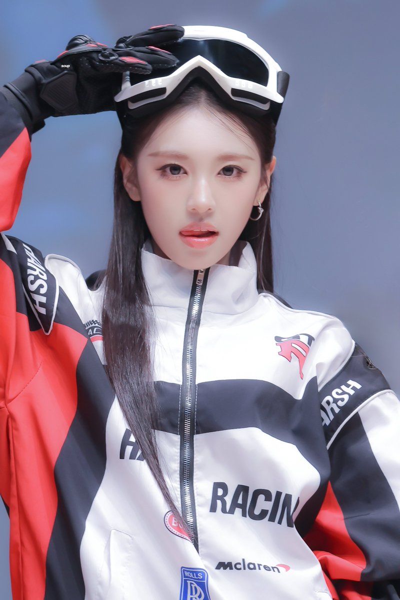 chorok_0728's tweet photo. 260829 HQ
#OURBIRTHDAY #OBD #국초록 https://t.co/i9qiw6KJnT