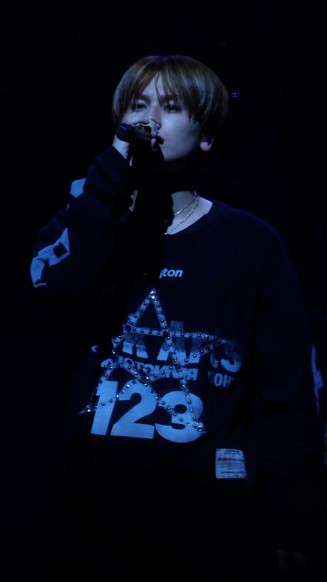 BESTYALLDAY0429's tweet photo. 2026.09.25  BE:FIRST MANATO
「PAPER SCARS」
-Bangkok-

#BEFIRST  #MANATO  #マナト 
#BF_WorldShowcase 
#BF_WorldShowcase2026
#BF_WorldshowcaseBKK 
#BF_WATCHME https://t.co/OLZStYvP0n